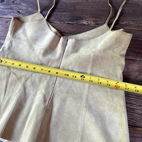 Vintage Margaret Godfrey Sage green embroidered suede cami size 8 - Picture 5 of 10